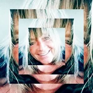 Meet your Posher, Nora